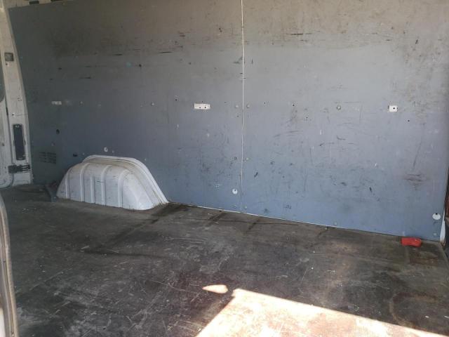 Photo 4 from auction – 2004 FREIGHTLINER VAN with VIN WD2PD643945597487