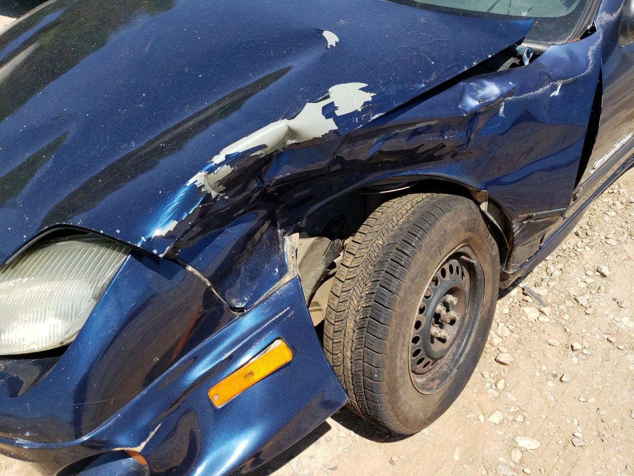 Photo 9 from auction – 2001 PONTIAC SUNFIRE SE with VIN 1G2JB124217418237