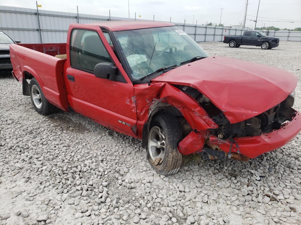 CHEVROLET S10 2000 with VIN 1GCCS14W4Y8164408 - Photo from auction