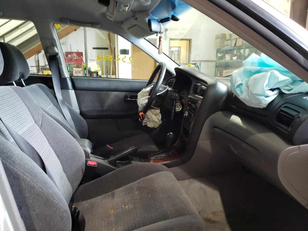 Photo 5 from auction – 2004 SUBARU LEGACY OUT with VIN 4S3BH675547616070