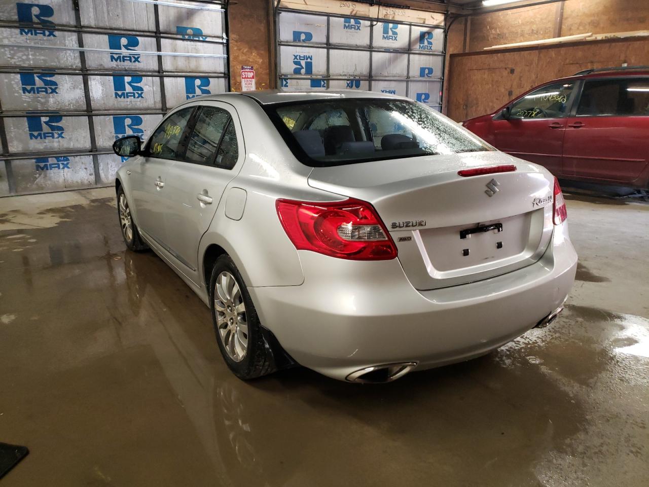 Photo 3 from auction – 2010 SUZUKI KIZASHI SE with VIN JS2RF9A36A6101065