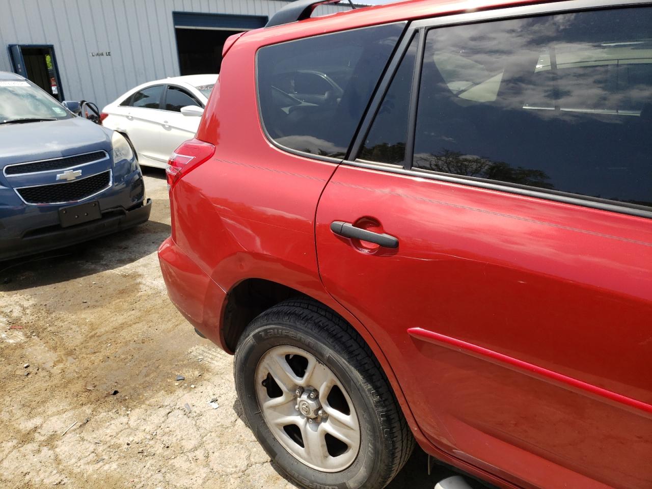 Photo 9 from auction – 2010 TOYOTA RAV4 with VIN 2T3ZF4DV4AW036368