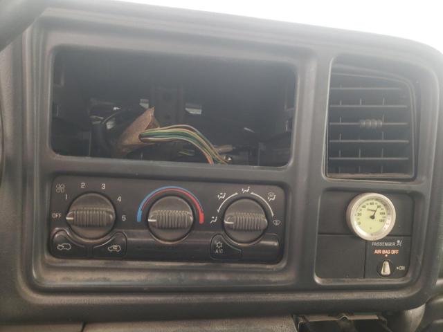 Photo 9 from auction – 2002 CHEVROLET SILVERADO with VIN 1GCEC14W92Z229793