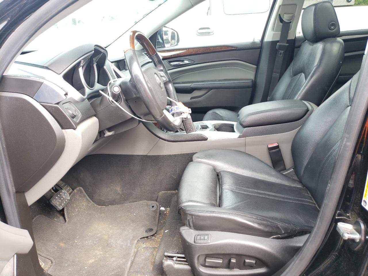 Photo 5 from auction – 2011 CADILLAC SRX LUXURY with VIN 3GYFNAEY9BS628516
