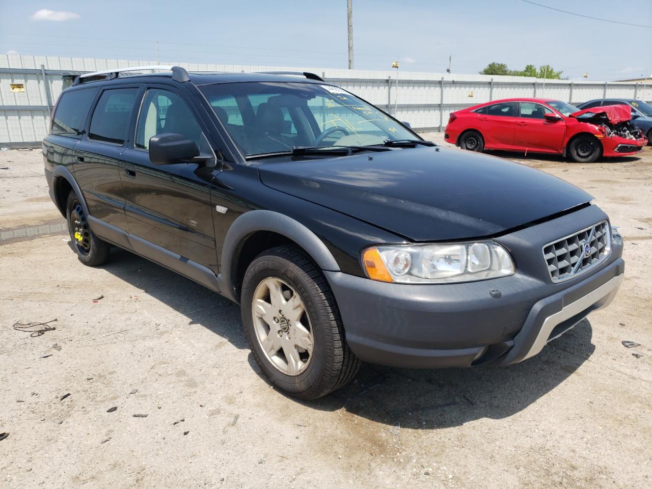 VOLVO XC70 2006 with VIN YV4SZ592461237445 - Photo from auction