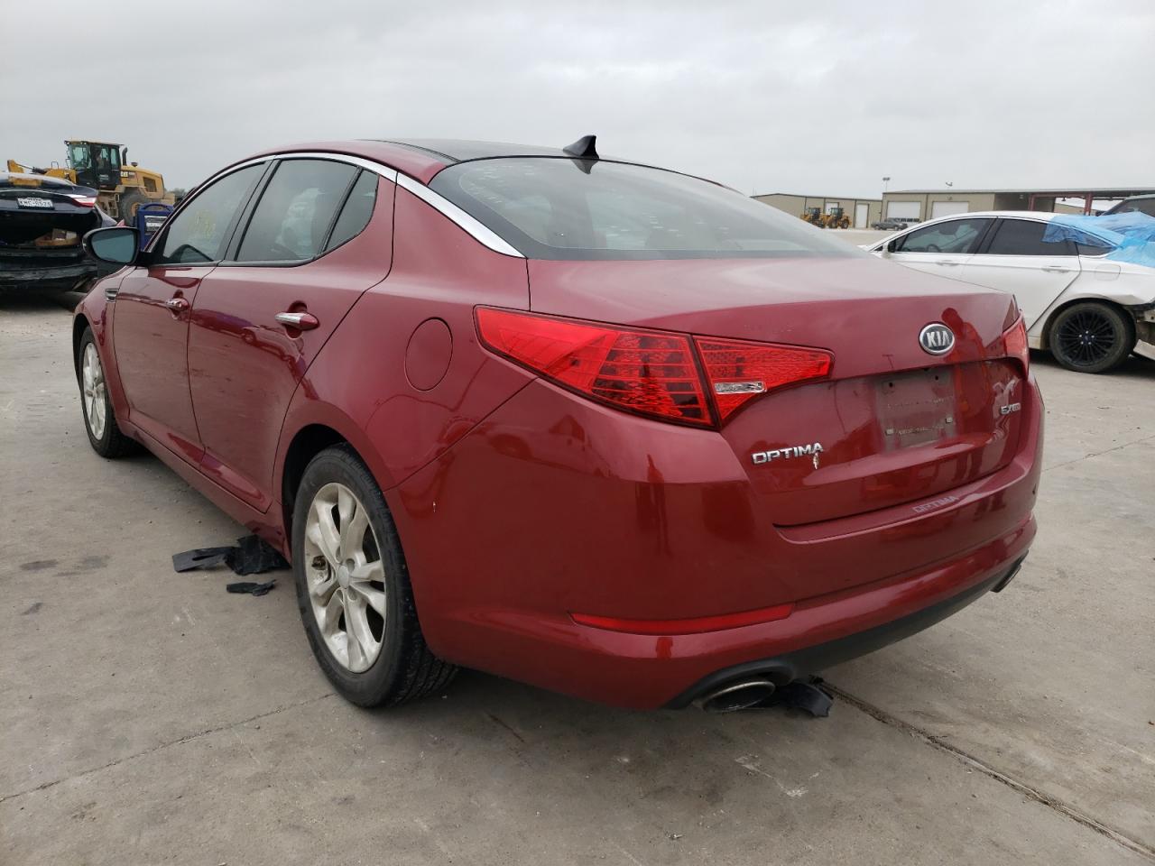 Photo 3 from auction – 2012 KIA OPTIMA EX with VIN 5XXGN4A76CG017892