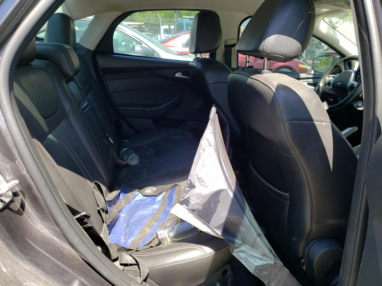 Photo 6 from auction – 2013 FORD FOCUS SE with VIN 1FADP3F20DL343103