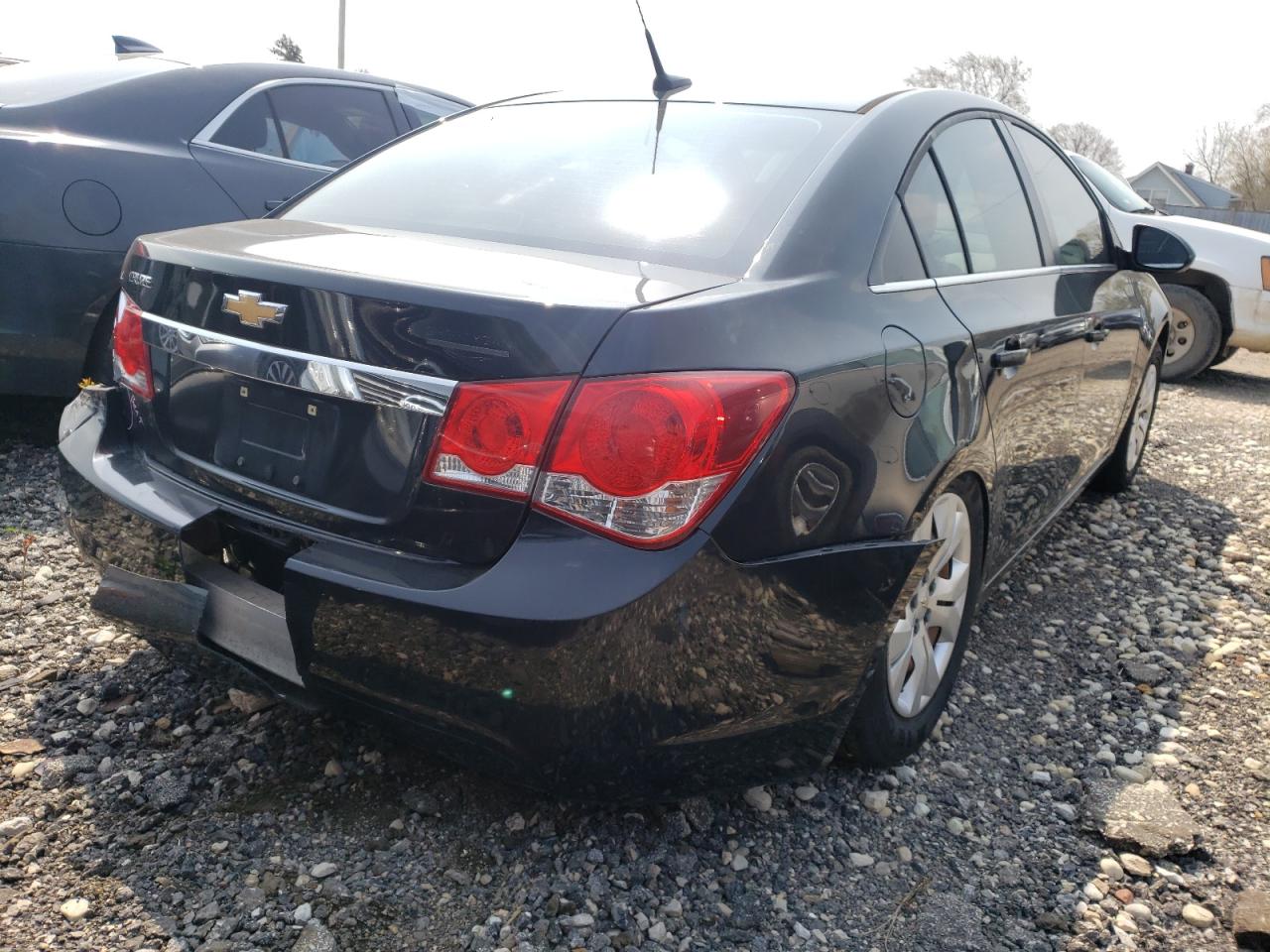 Photo 4 from auction – 2012 CHEVROLET CRUZE LS with VIN 1G1PD5SH3C7293111