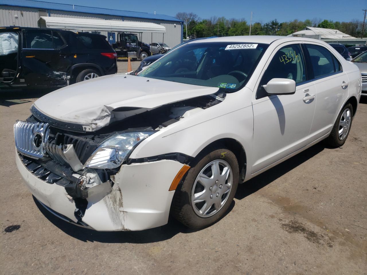 Photo 2 from auction – 2010 MERCURY MILAN PREM with VIN 3MEHM0JA6AR642172