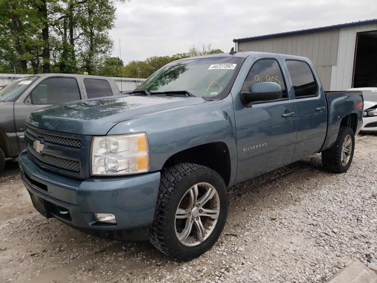 Photo 2 from auction – 2011 CHEVROLET SILVERADO with VIN 3GCPKSE34BG283881