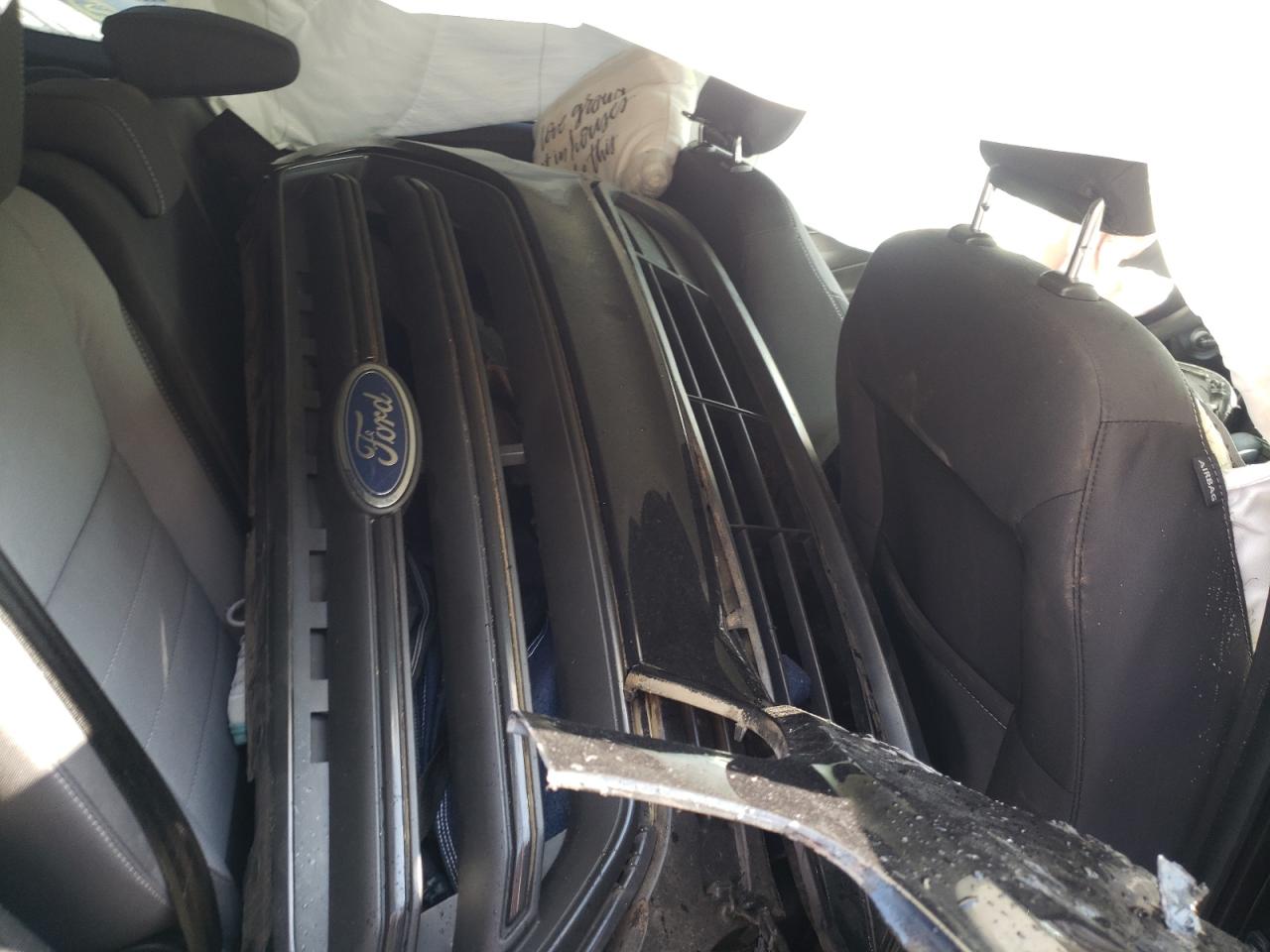 Photo 6 from auction – 2018 FORD ESCAPE S with VIN 1FMCU0F76JUC73231