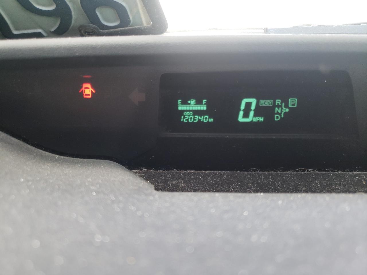 Photo 8 from auction – 2005 TOYOTA PRIUS with VIN JTDKB20U953084259