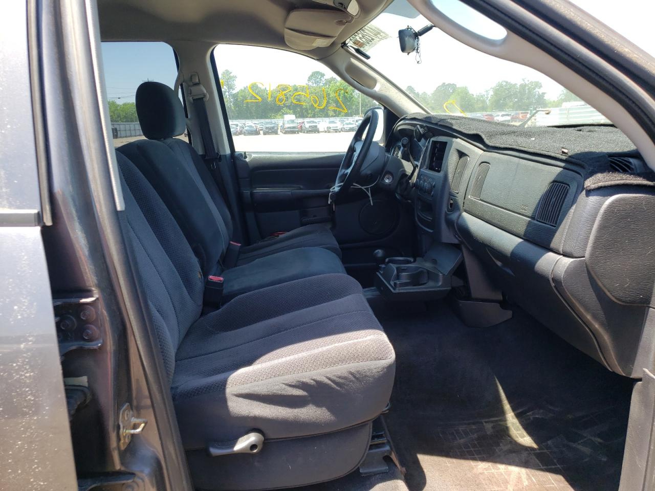 Photo 5 from auction – 2003 DODGE RAM 1500 S with VIN 1D7HU18N83S206856
