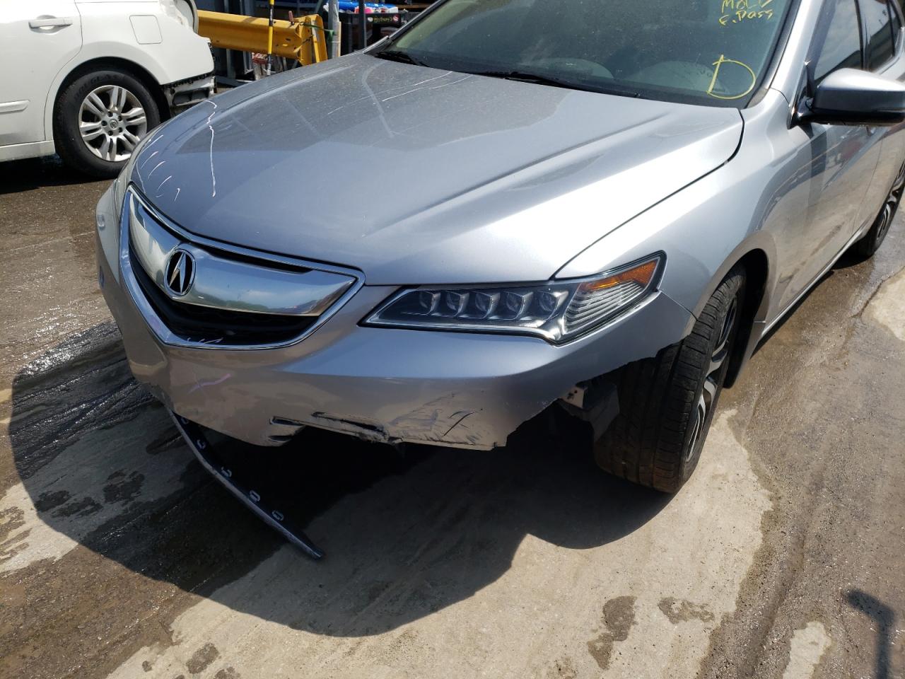 Photo 9 from auction – 2017 ACURA TLX TECH with VIN 19UUB1F55HA008834