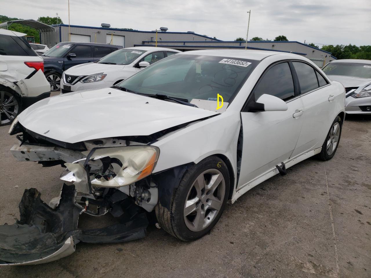 Photo 2 from auction – 2010 PONTIAC G6 with VIN 1G2ZA5E09A4149628