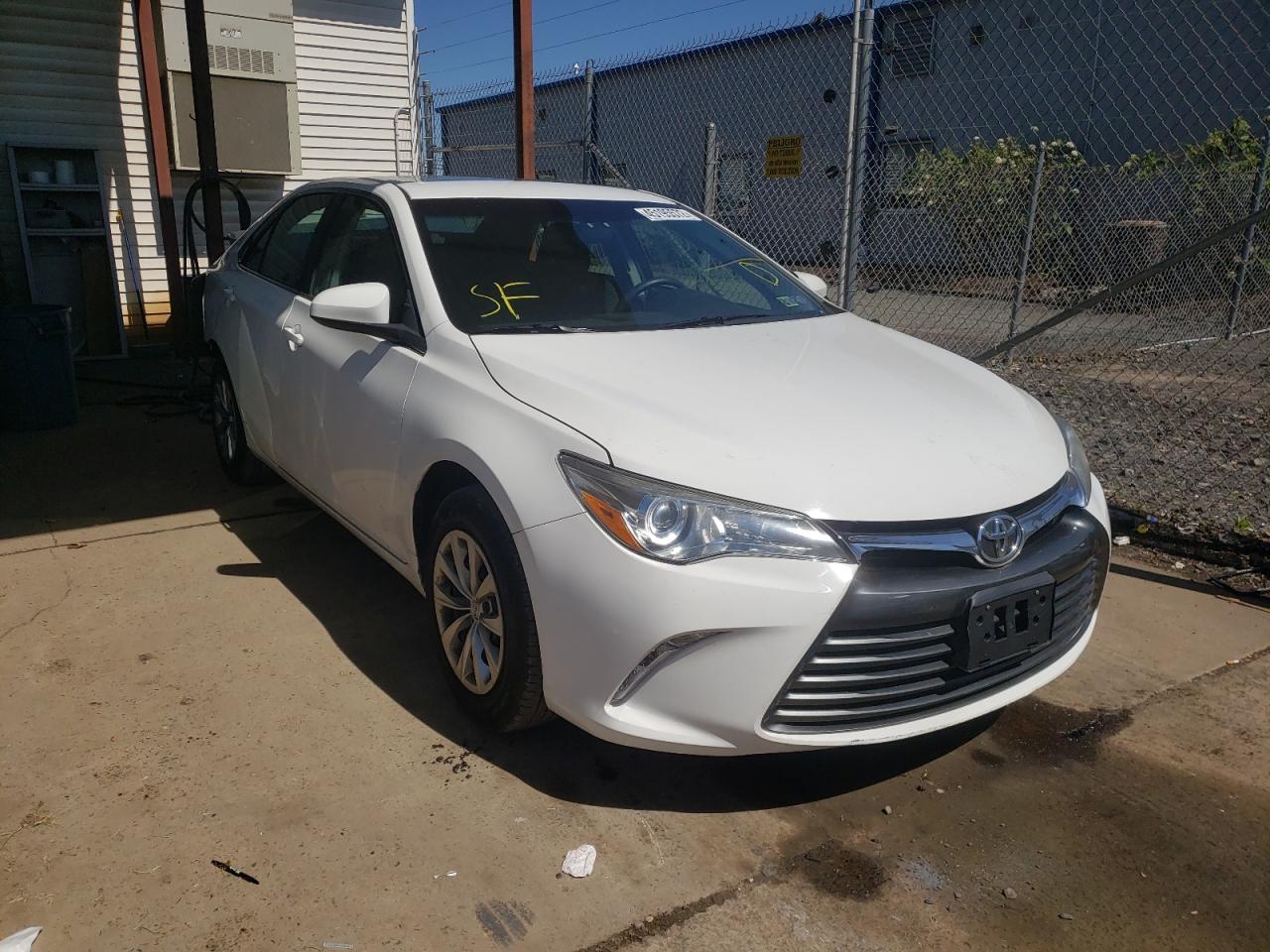 TOYOTA CAMRY LE 2017 with VIN 4T1BF1FK8HU348439 - Photo from auction