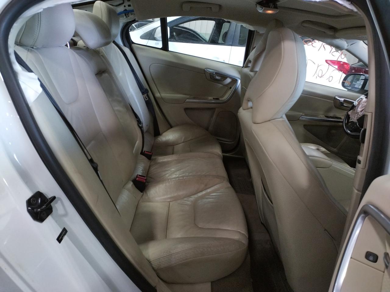 Photo 6 from auction – 2012 VOLVO S60 T5 with VIN YV1622FSXC2126166