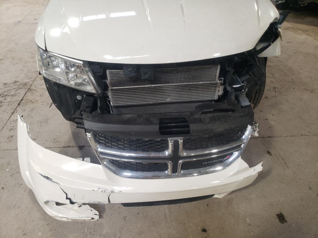 Photo 9 from auction – 2016 DODGE JOURNEY SE with VIN 3C4PDCABXGT171615