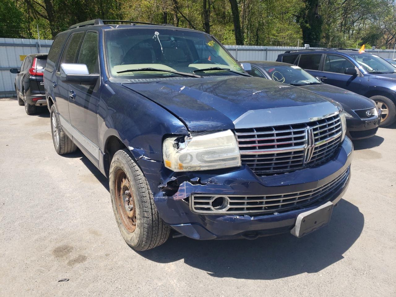 LINCOLN NAVIGATOR 2008 with VIN 5LMFU28558LJ01192 - Photo from auction