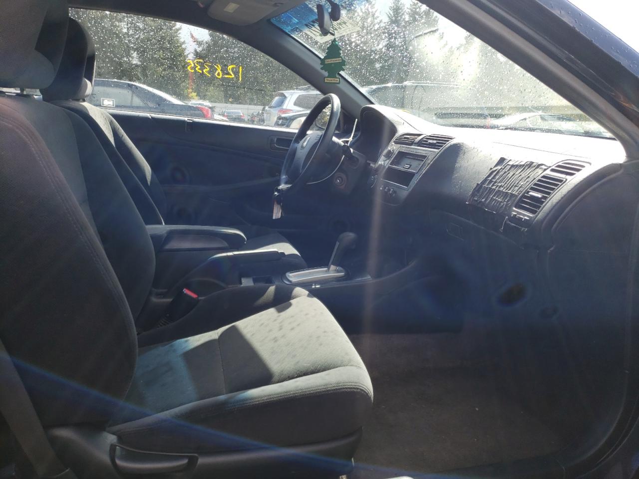 Photo 5 from auction – 2005 HONDA CIVIC EX with VIN 1HGEM22965L000321