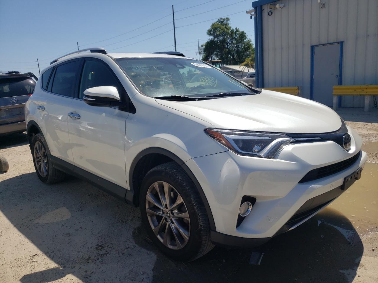 TOYOTA RAV4 LIMIT 2016 with VIN JTMDFREV4GD183754 - Photo from auction