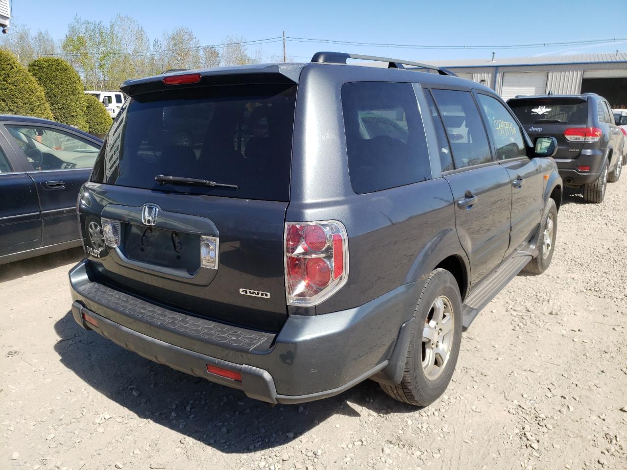 Photo 4 from auction – 2006 HONDA PILOT EX with VIN 2HKYF18426H522736
