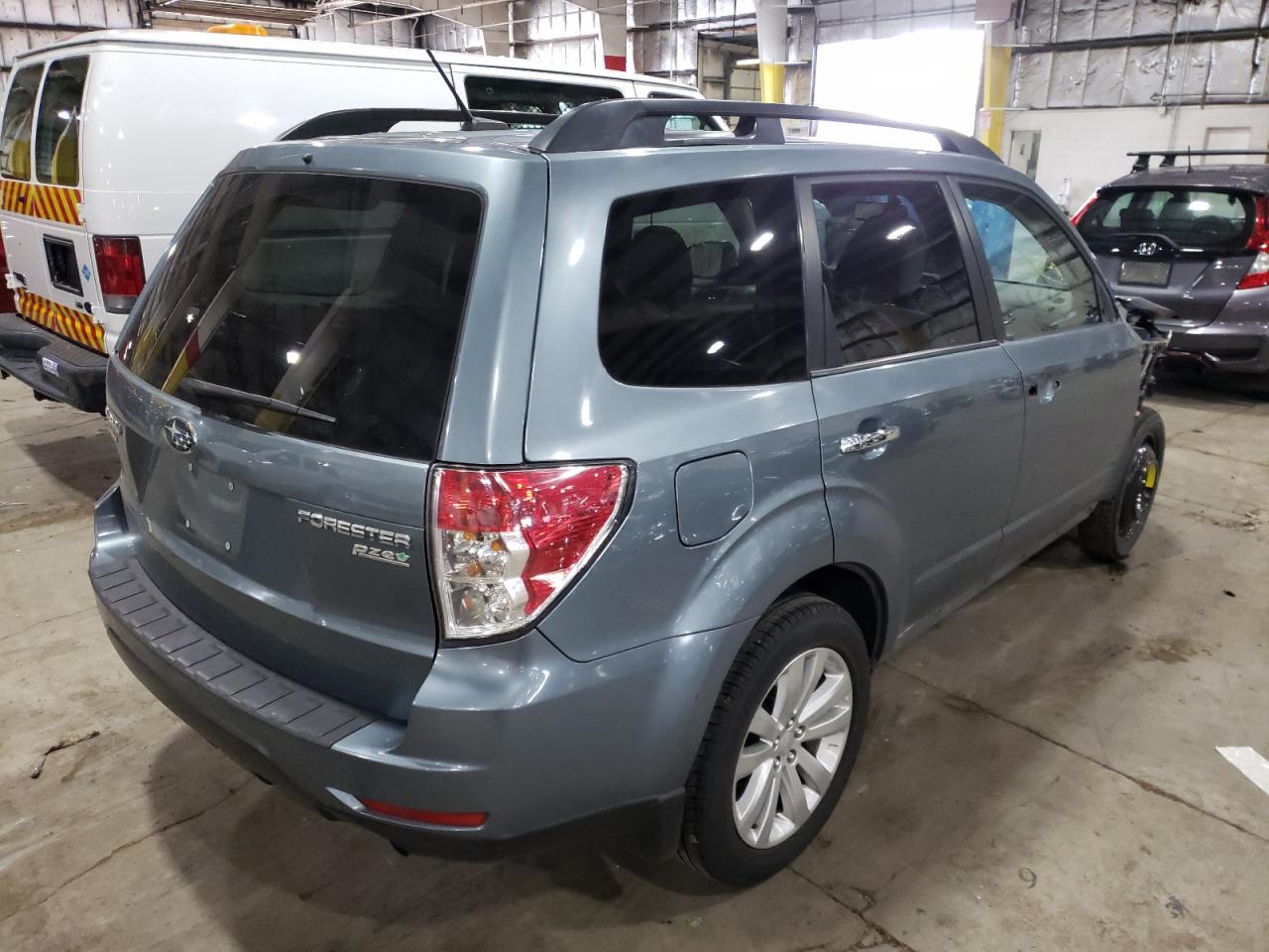 Photo 4 from auction – 2013 SUBARU FORESTER 2 with VIN JF2SHADC6DH424559