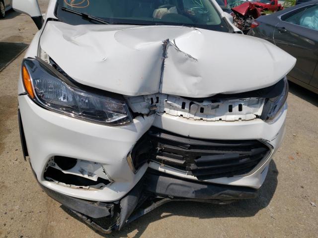 Photo 9 from auction – 2017 CHEVROLET TRAX LS with VIN 3GNCJKSB0HL281792