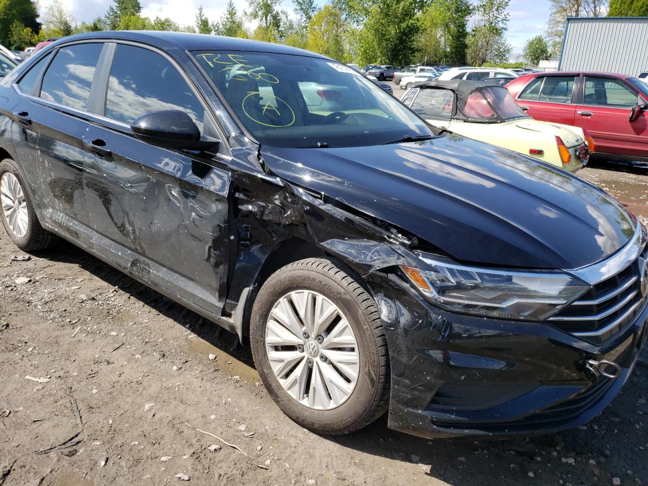 Photo 9 from auction – 2019 VOLKSWAGEN JETTA with VIN 3VWCB7BU9KM275170