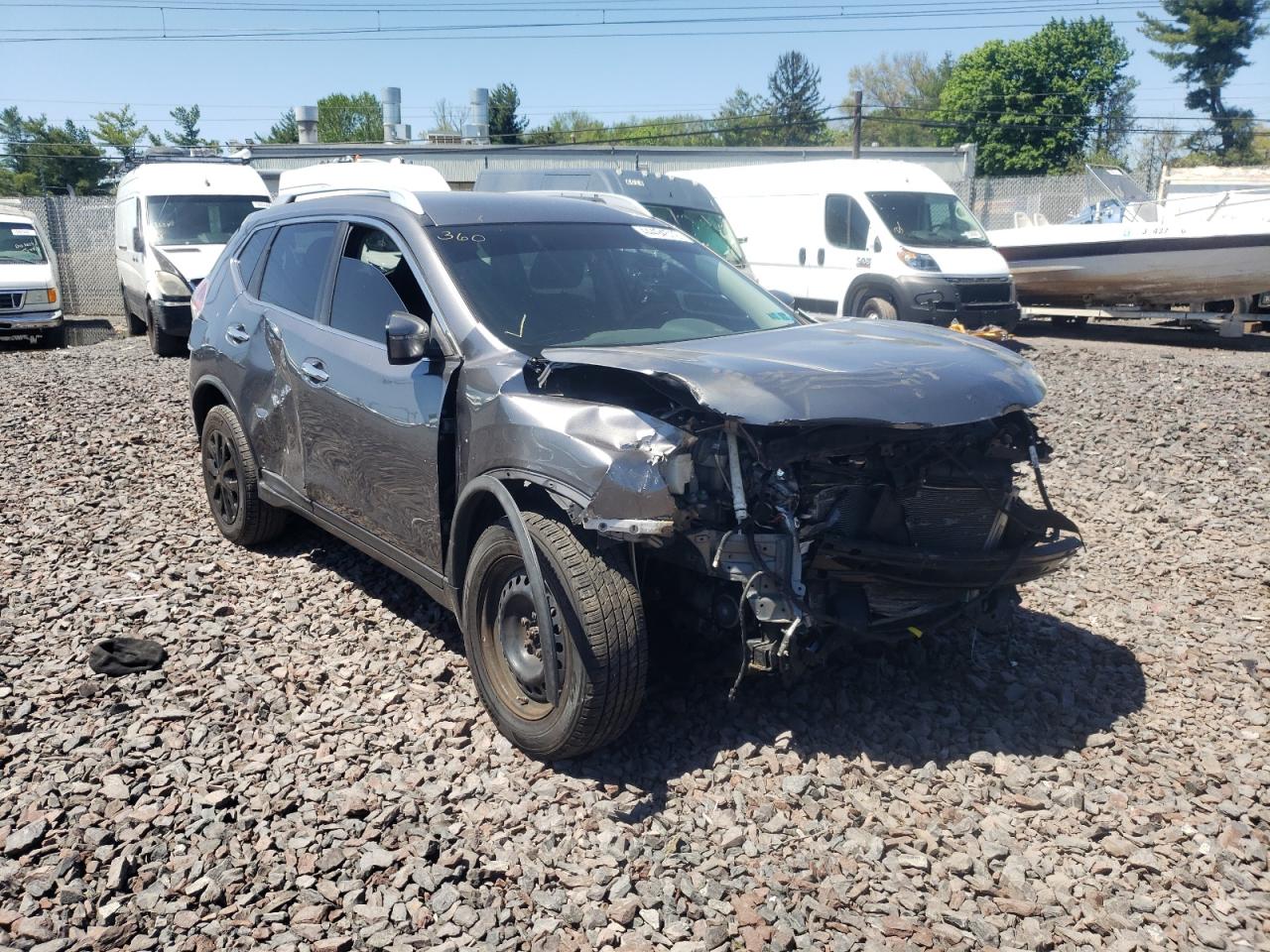 NISSAN ROGUE S 2016 with VIN KNMAT2MTXGP621923 - Photo from auction