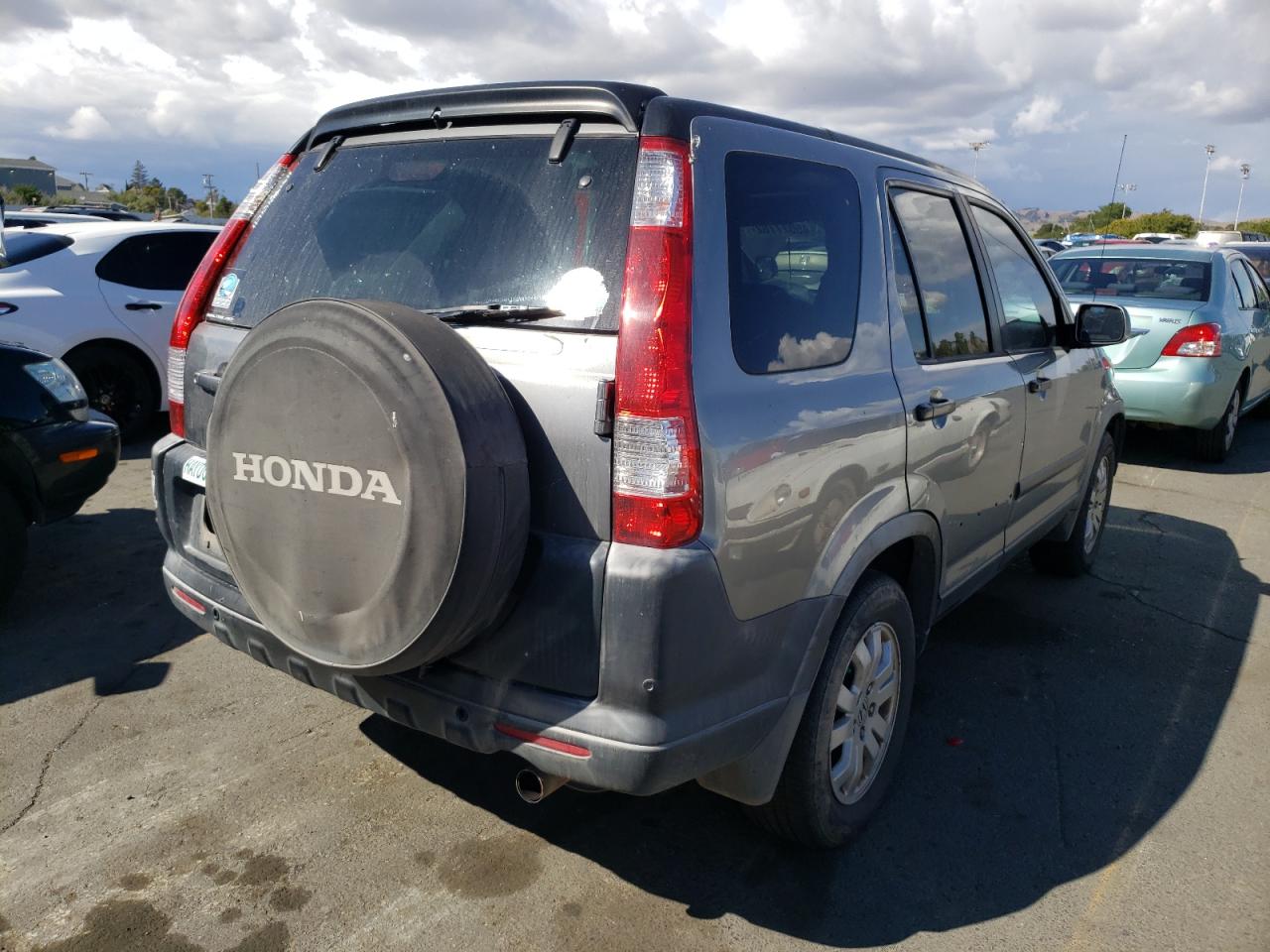 Photo 4 from auction – 2005 HONDA CR-V EX with VIN JHLRD78815C064247