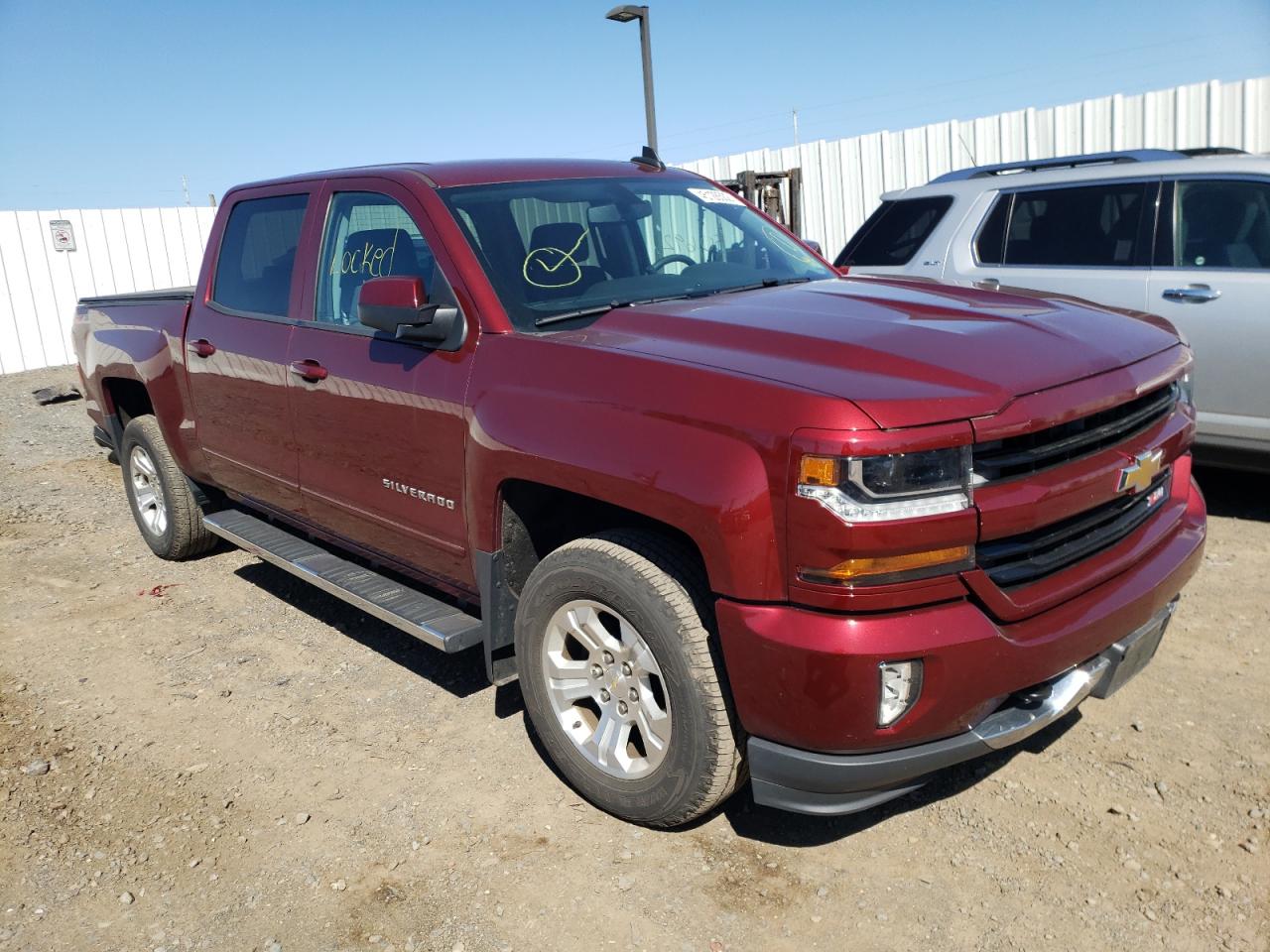 CHEVROLET SILVERADO 2016 with VIN 3GCUKREC1GG343733 - Photo from auction