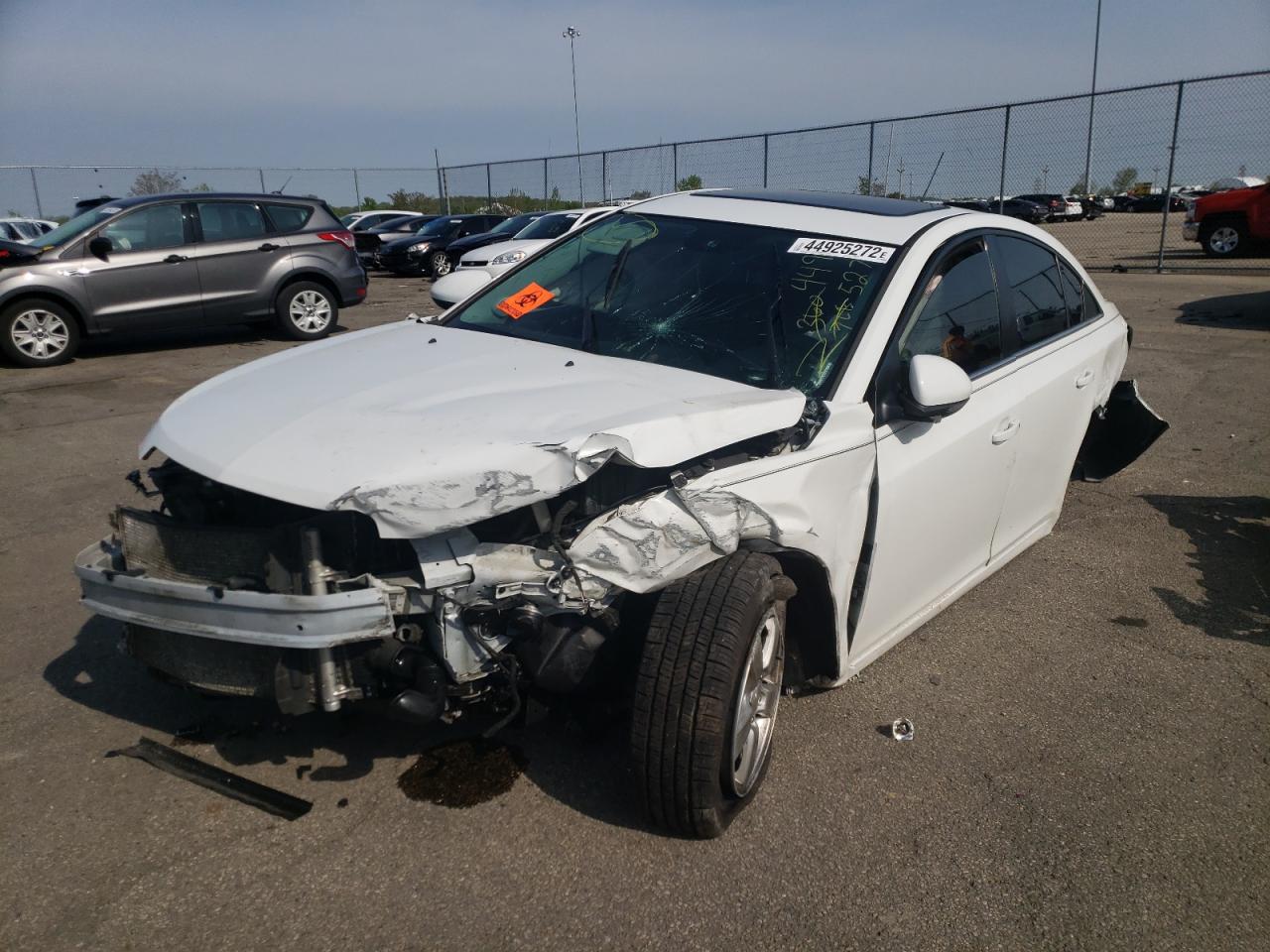 Photo 2 from auction – 2015 CHEVROLET CRUZE LT with VIN 1G1PC5SB6F7180174