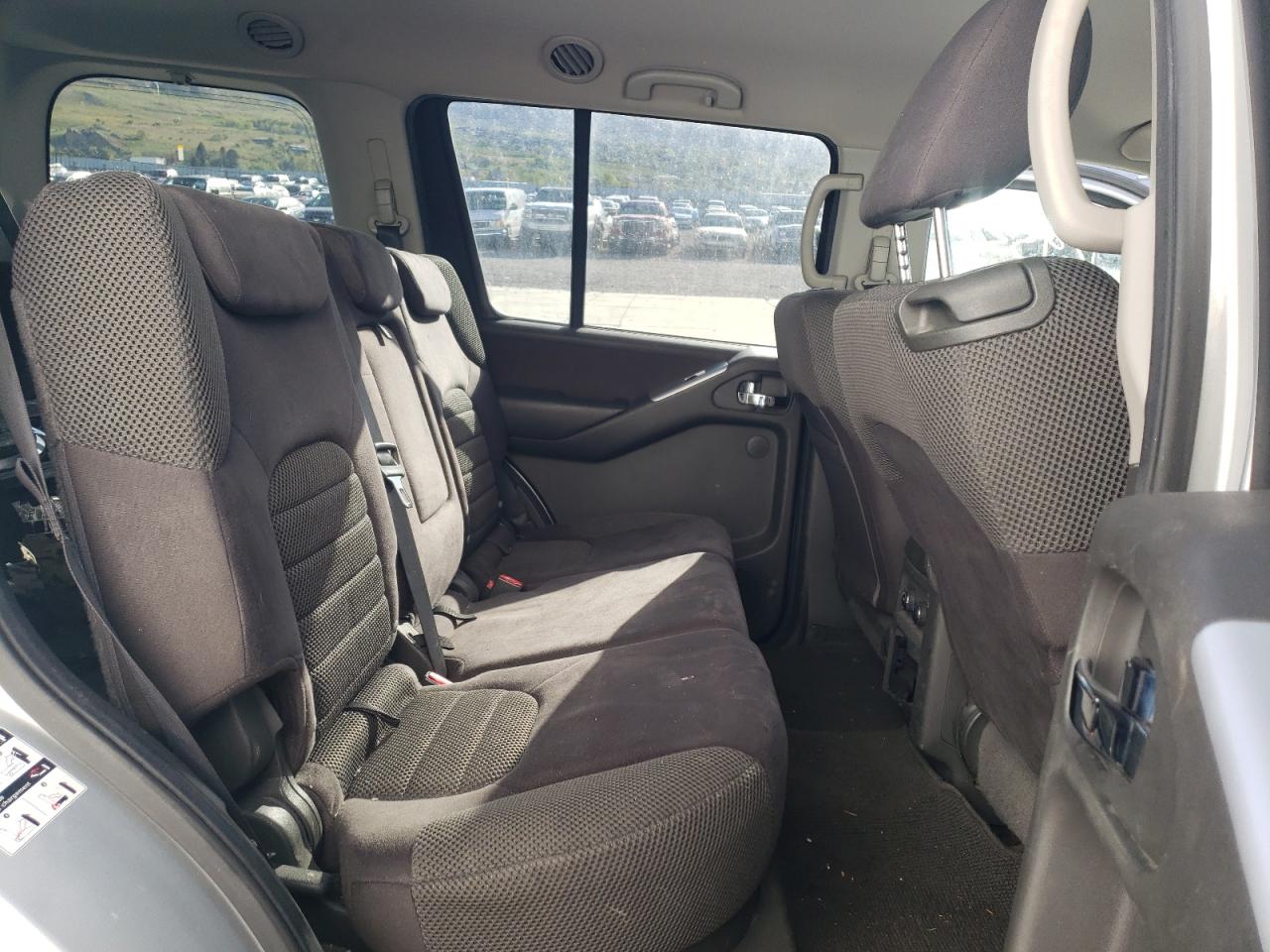 Photo 6 from auction – 2010 NISSAN PATHFINDER with VIN 5N1AR1NBXAC616259