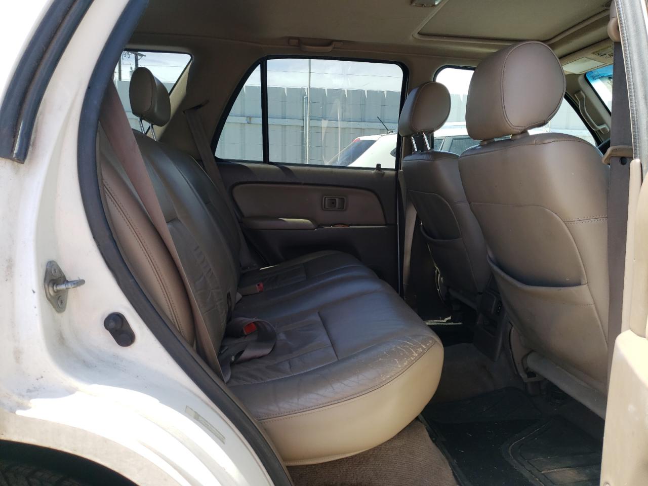 Photo 6 from auction – 2000 TOYOTA 4RUNNER LI with VIN JT3GN87R6Y0137639