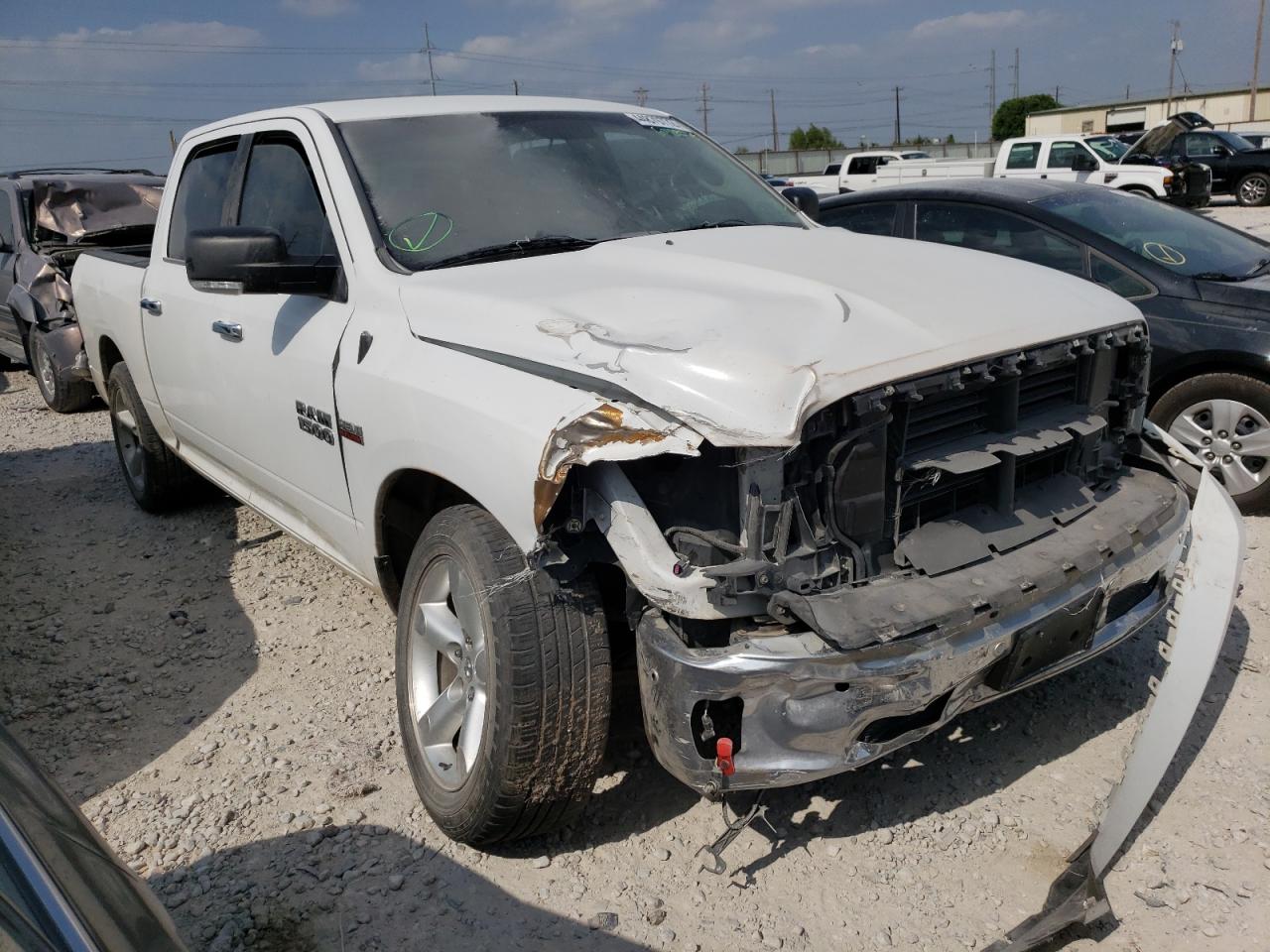 RAM 1500 SLT 2015 z numerem VIN 1C6RR6LT6FS604890 - Zdjęcie z aukcji