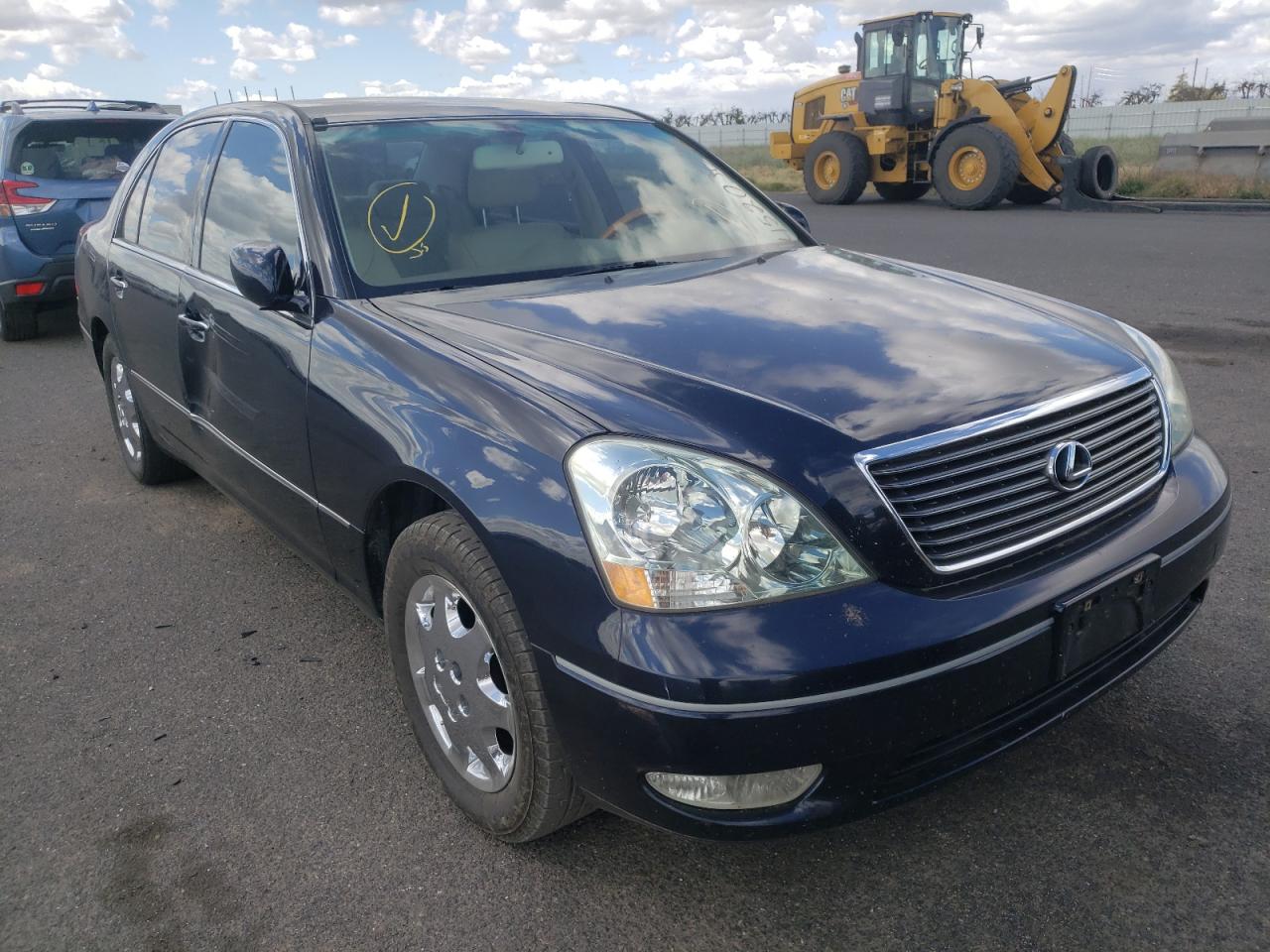 LEXUS LS 430 2001 with VIN JTHBN30F510033642 - Photo from auction
