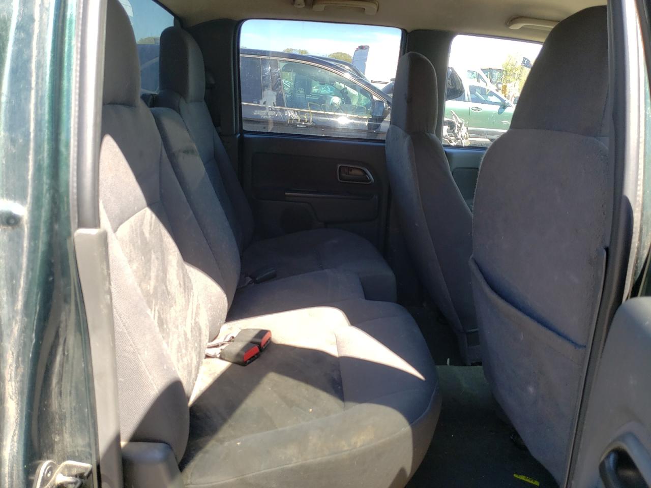 Photo 6 from auction – 2004 CHEVROLET COLORADO with VIN 1GCDT136948213356