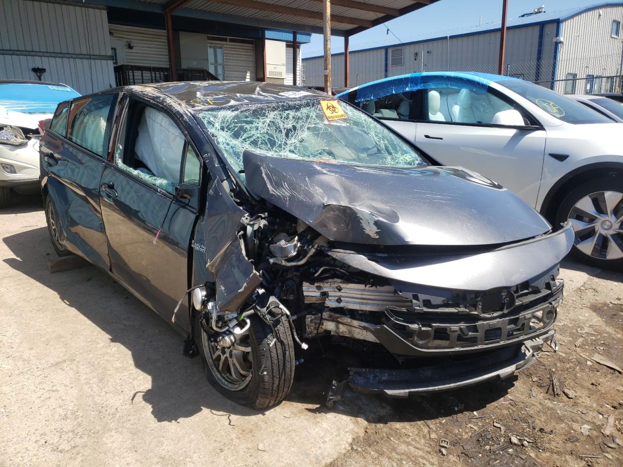 TOYOTA PRIUS PRIM 2017 with VIN JTDKARFP0H3011430 - Photo from auction