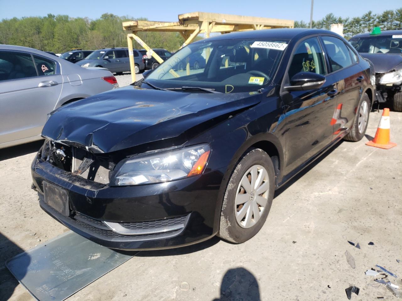 Photo 2 from auction – 2012 VOLKSWAGEN PASSAT S with VIN 1VWAP7A32CC006173