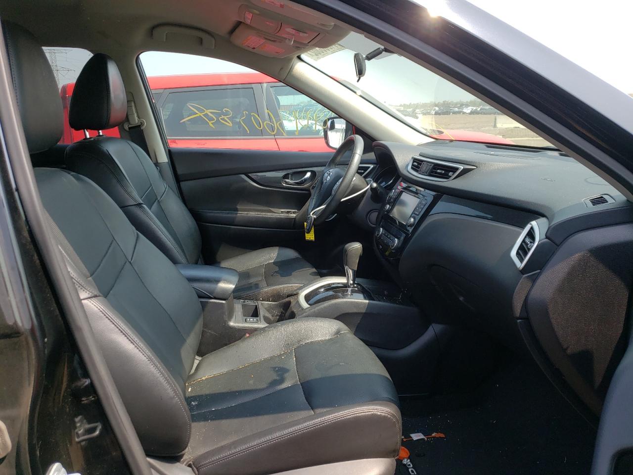 Photo 5 from auction – 2016 NISSAN ROGUE S with VIN 5N1AT2MV4GC746548