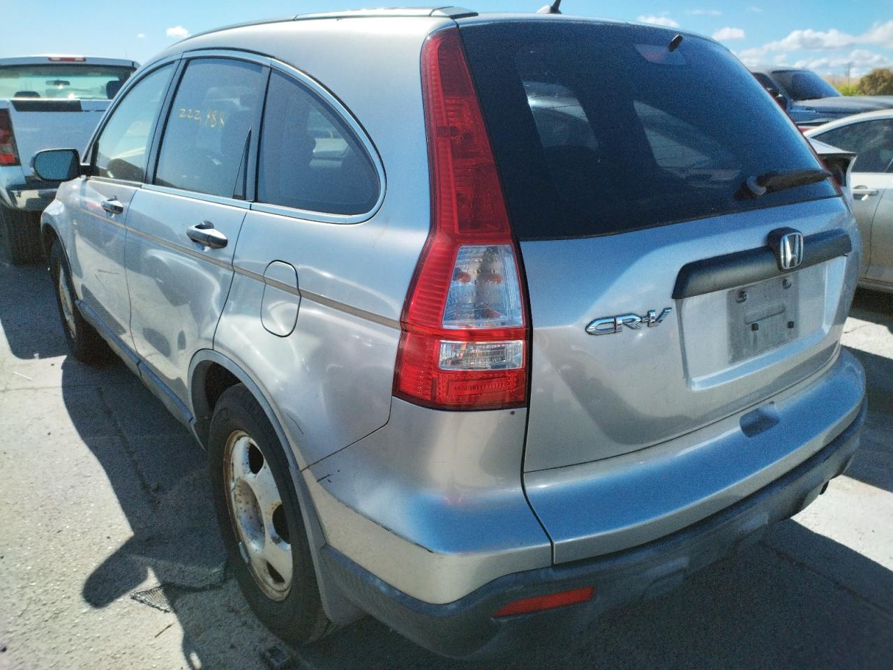 Photo 3 from auction – 2007 HONDA CR-V with VIN JHLRE38397C008148