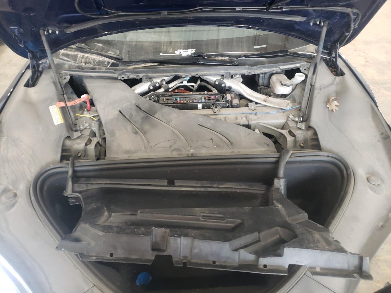 Photo 7 from auction – 2016 TESLA MODEL S with VIN 5YJSA1E25GF174275