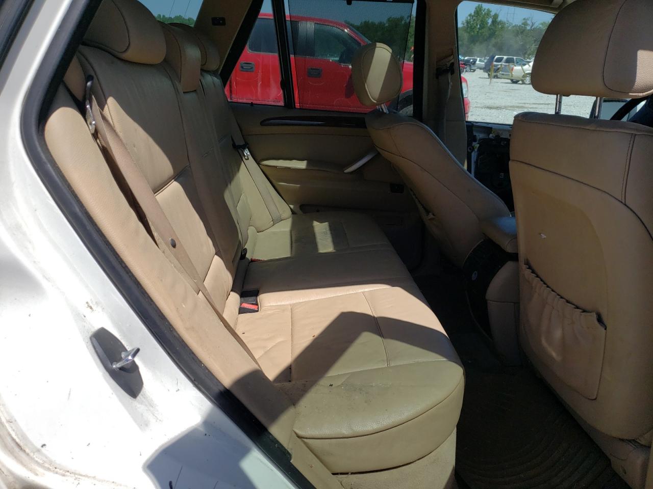 Photo 6 from auction – 2005 BMW X5 3.0I with VIN 5UXFA13565LY21743