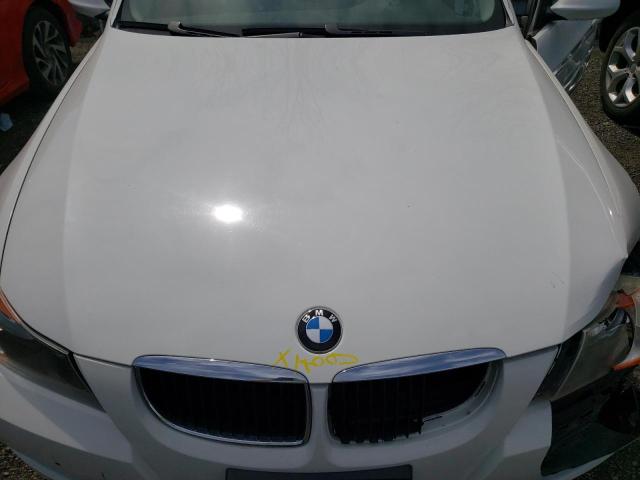 Photo 7 from auction – 2008 BMW 323 I with VIN WBAVH13518KC99669
