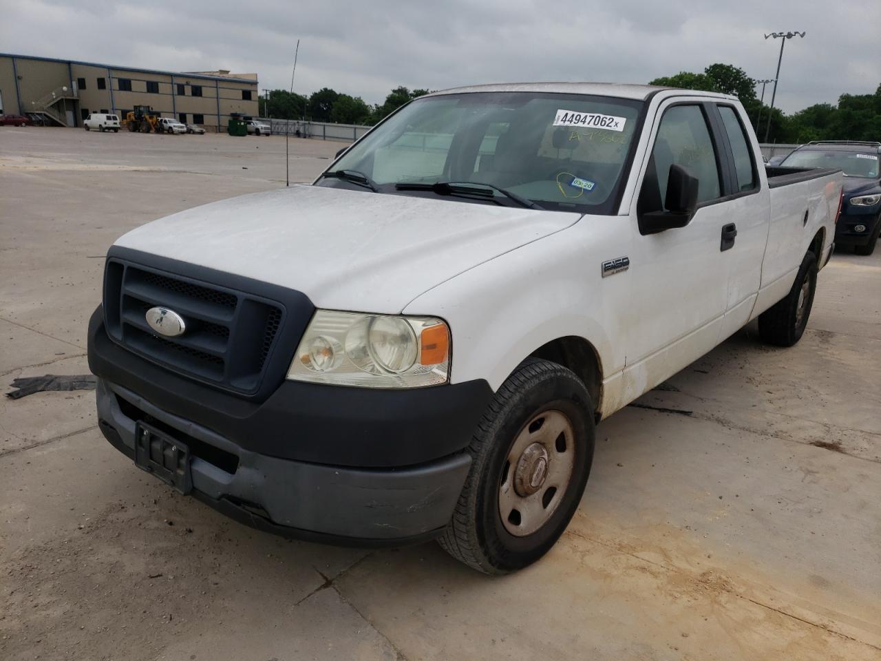 Photo 2 from auction – 2007 FORD F150 with VIN 1FTVX12577NA73802