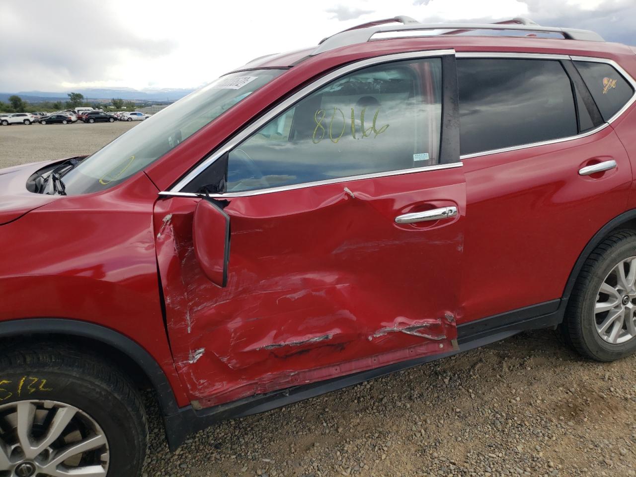 Photo 9 from auction – 2017 NISSAN ROGUE S with VIN 5N1AT2MM5HC778482
