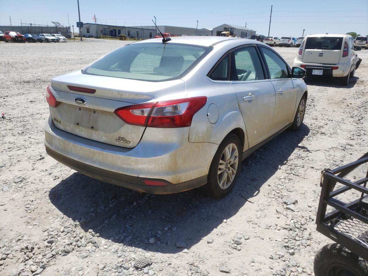 Photo 4 from auction – 2012 FORD FOCUS SEL with VIN 1FAHP3H21CL423717