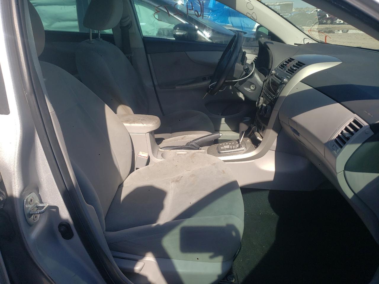 Photo 6 from auction – 2011 TOYOTA COROLLA BA with VIN 2T1BU4EE9BC646817