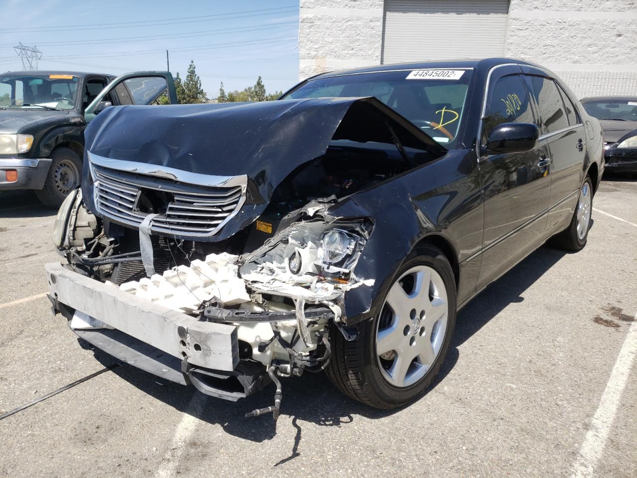 Photo 2 from auction – 2005 LEXUS LS 430 with VIN JTHBN36F355015124